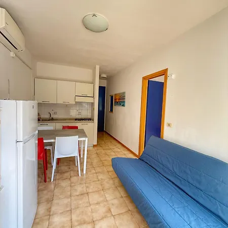 Grazioso N 40 A A 100mt Dal Mare Daire