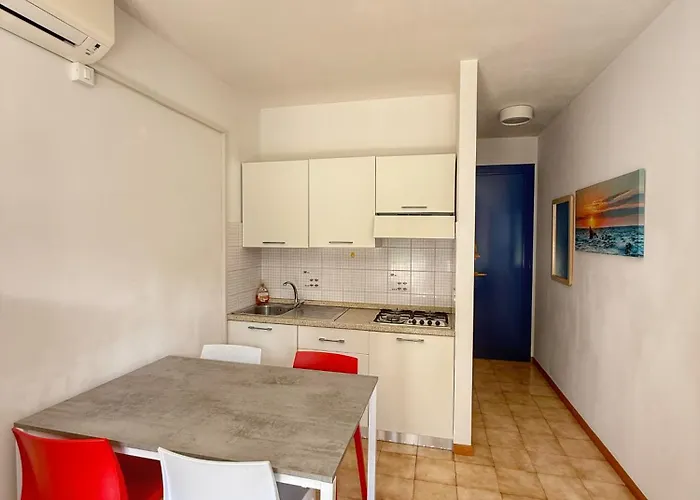 Grazioso N 40 A A 100mt Dal Mare Daire