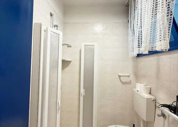 Grazioso N 40 A A 100mt Dal Mare Daire